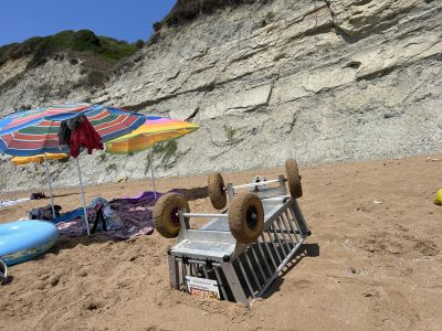 bollerwagen strand marathias korfu 
