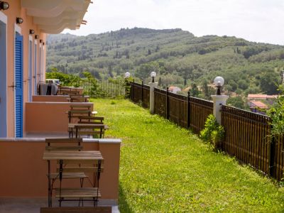 familienhotel auf korfu terrassen ausblick 