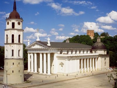 Individuelle Radreise in Baltischen Lndern Vilnius Kathedrale Litauen