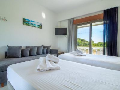 sofa fernsehen ausblick entspannen korfu haus xenia